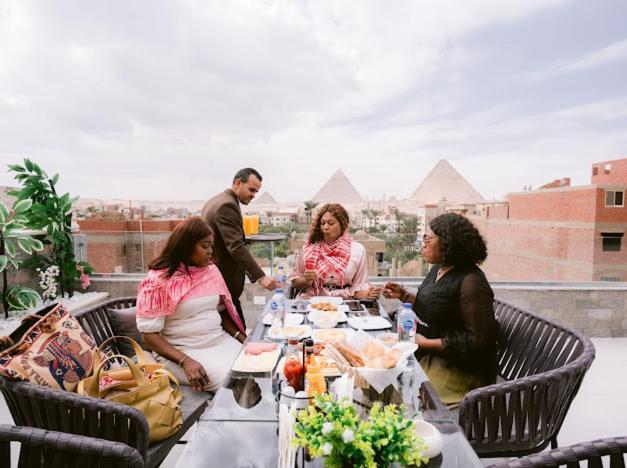 Tuya Pyramids Inn Kafrat al Jabal Exterior photo